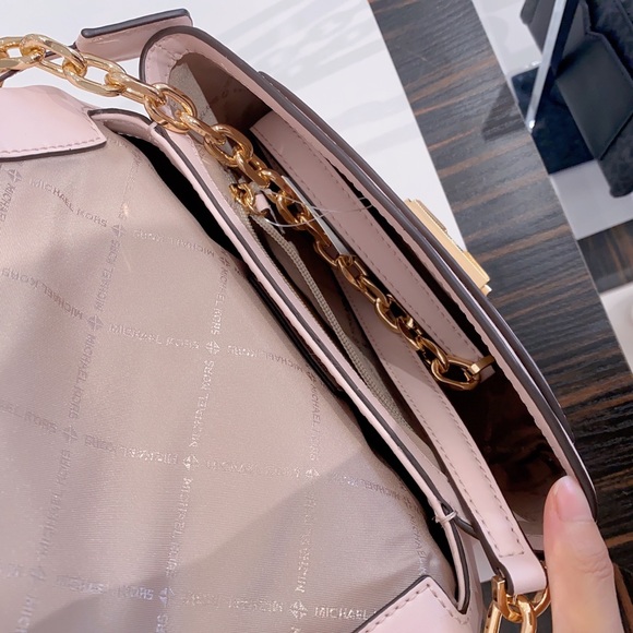 Michael Kors Cece Medium Shoulder Bag - Picture 6 of 7